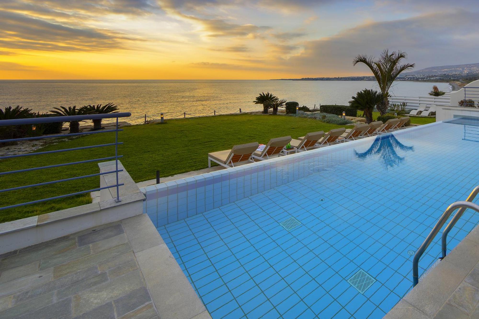 Blue Coral Beach Villas Three Exclusive Villas - Poseidon - Nautilus - Oceanos - And - Baby Coral Bungalow Коралова Затока Екстер'єр фото